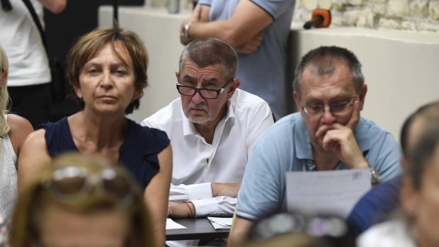 Premiér Andrej Babiš na nedělní setkání bývalých klientů zkrachovalého H-Systemu, členů bytového družstva Svatopluk.