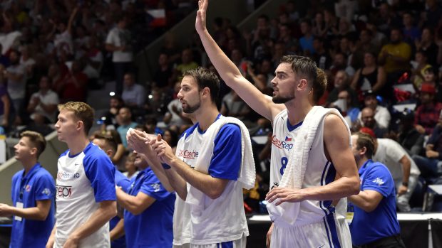 Čeští basketbalisté postoupili na mistrovství světa, ale těsně po zápase si nebyli jistí (archivní foto).