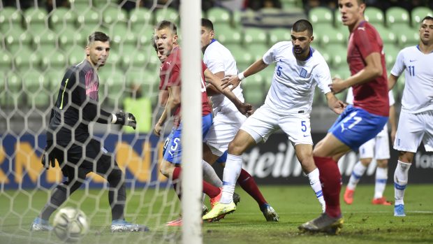 Vyrovnávací gól českých mladíků během utkání s Řeckem.