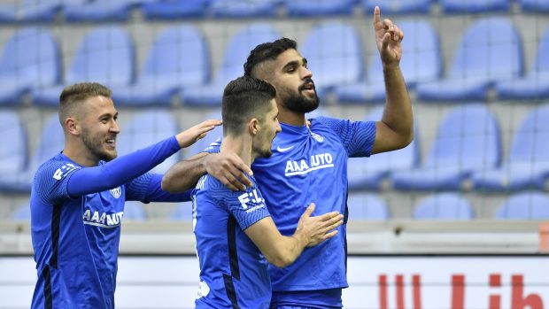 Fotbalisté Liberce slaví gól proti Olomouci.