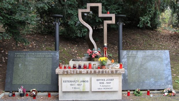 Památník obětem komunismu v pražském Motole