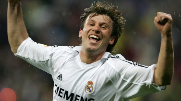 Antonio Cassano zamířil do Realu Madrid v roce 2006, ale příliš dlouho ve španělském velkoklubu nevydržel.