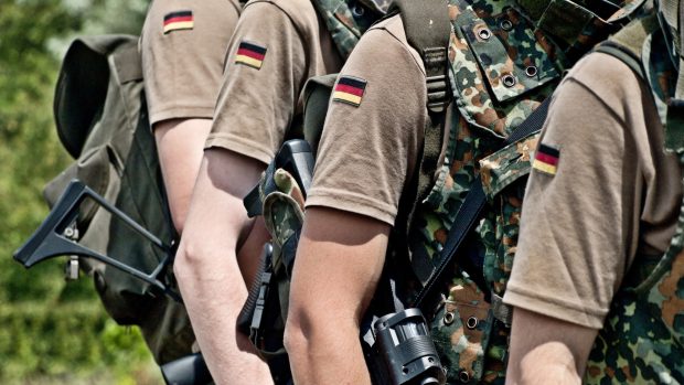 Bundeswehr uvedl, že pro domobranu se počítá s nasazením na úkoly, které nebudou moci plnit pravidelné jednotky