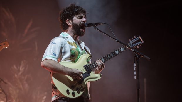 Frontman kapely Foals Yannis Philippakis