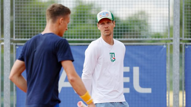 Tomáš Berdych na tréninku s tenistou Jiřím Lehečkou