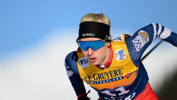 Lyžařka Kateřina Janatová během závodů Tour de Ski