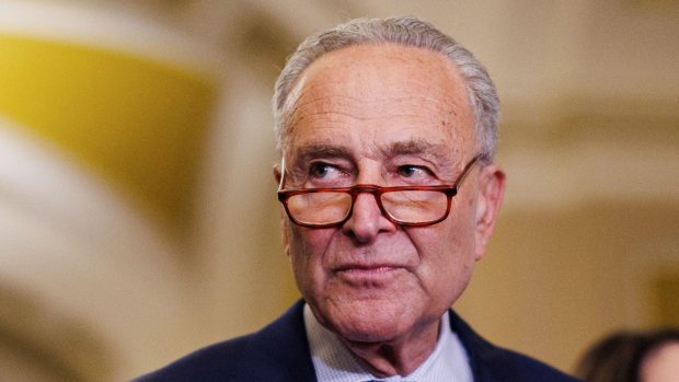 Šéf demokratů v americkém Senátu Chuck Schumer