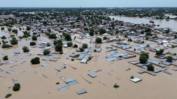 Domy v Maiduguri, které se ocitly po zřícení přehrady pod vodou