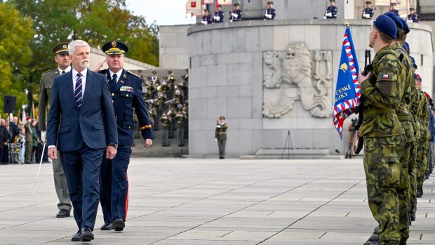 Prezident Petr Pavel u Národního památníku na pražském Vítkově