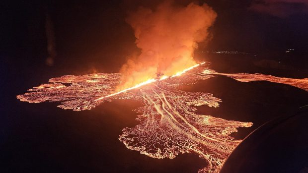 Zrušeno bylo tehdy po celém světě na 100 000 letů