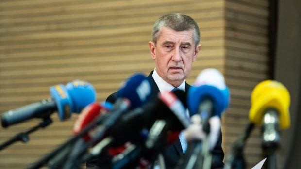 Andrej Babiš na tiskové konferenci, kterou uspořádal po vynesení osvobozujícího verdiktu v kauze Čapí hnízdo