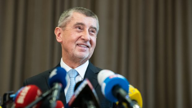 Andrej Babiš na tiskové konferenci, kterou uspořádal po vynesení osvobozujícího verdiktu v kauze Čapí hnízdo