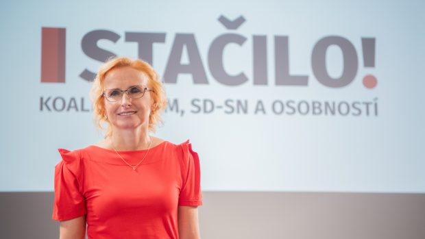 Europoslankyně a šéfka KSČM Kateřina Konečná představila koalici do evropských voleb Stačilo!