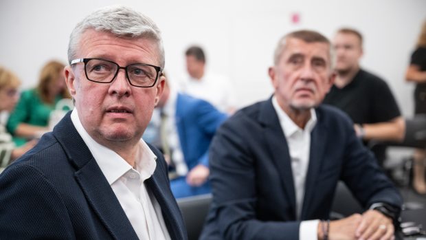 Andrej Babiš a Karel Havlíček na tiskové konferenci ANO