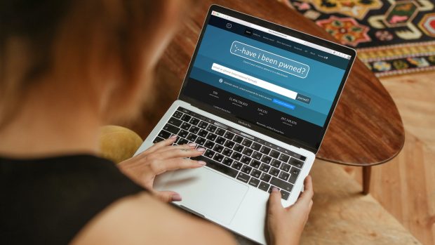 Národní úřad pro kybernetickou a informační bezpečnost začal využívat databázi vyzrazených hesel Have I Been Pwned