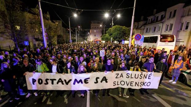 Pochod Za slušné Slovensko v Bratislavě 18.10.