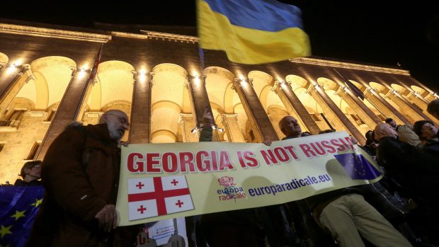 Povolební demonstrace v Tbilisi