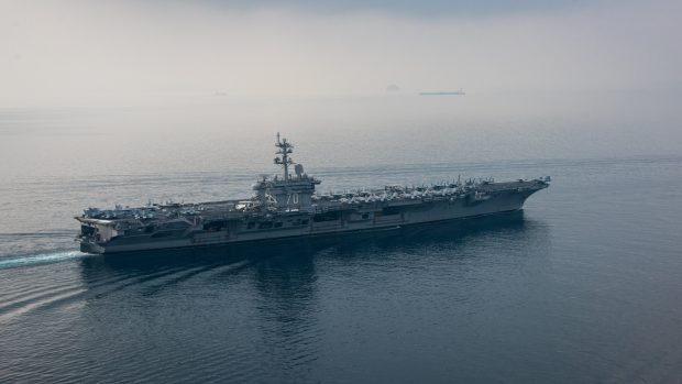 Americká letadlová loď Carl Vinson.