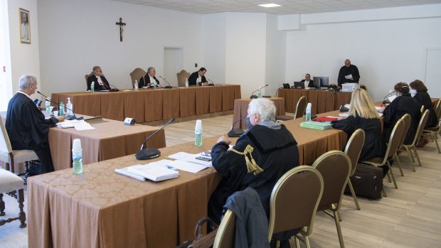 Prvoinstanční vatikánský soud jednal v kauze sexuálního násilí ve vatikánské škole Pia X. (Fotografie zachycuje soud z roku 2021)