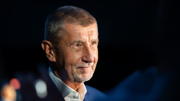 Předseda hnutí ANO Andrej Babiš ve volebním štábu strany