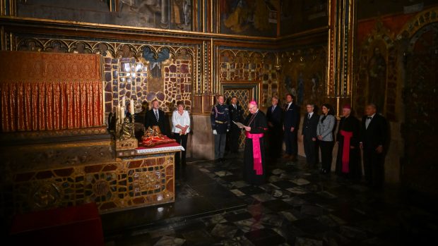 Pražský arcibiskup Jan Graubner pronesl modlitbu i směrem k obyvatelům zasažených povodněmi