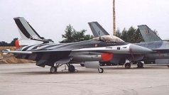 Stíhací letouny F-16