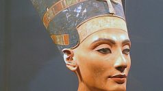 Busta egyptské královny Nefertiti