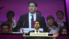 Vůdce labouristů Ed Miliband na stranické konferenci v Manchesteru