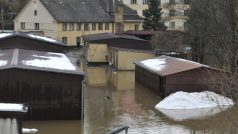 Řeka Mže ve Stříbře na Tachovsku dosáhla třetího povodňového stupně.