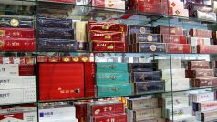 Dobře vybavený obchod s cigaretami najdete v Číně na každém rohu