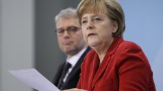 Německá kancléřka Angela Merkelová a ministr životního prostředí Norbert Röttgen