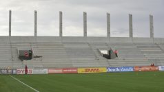 Nová tribuna plzeňského stadionu, na ní ale diváci nebudou