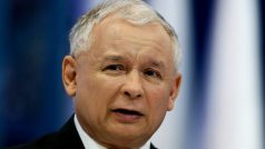 Jaroslaw Kaczynski hovoří na předvolebním mítinku své strany