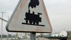 Vlak s vyhořelým jaderným palivem vyrazil z francouzského Valognes