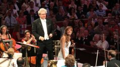 Dirigent Jiří Bělohlávek na závěrečném koncertu festivalu BBC Proms