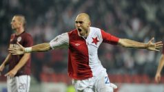 Utkání 9. kola první fotbalové ligy Slavia Praha - Sparta Praha, které se hrálo 29. září v Praze. Martin Latka z SK Slavia Praha se raduje z gólu.