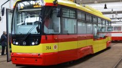 Dopravní podnik Měst mostu a Litvínova  představil novou nízkopodlažní tramvaj