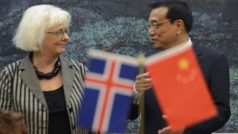Islandská premiérka Jóhanna Sigurðardóttirová a čínský premiér Li Kche-čchiang podepsali smlouvu o volném obchodu