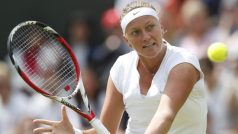 Petra Kvitová během osmifinálového utkání Wimbledonu proti Španělce Suarezové-Navarrové