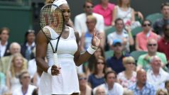 Serena Williamsová během zápasu s Němkou Lisickou