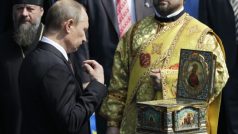 Ruský prezident Vladimir Putin při bohoslužbě v Kyjevě