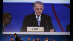 Předseda Mezinárodního olympijského výboru Jacques Rogge během prezentace kandidátských měst na pořádání olympijských her 2020 v Buenos Aires