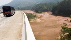 Nádrže na vodu v Sao Paulu jsou kvůli extrémnímu suchu téměř prázdné