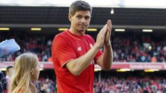 Steven Gerrard strávil v Liverpoolu celou kariéru, Anfield Road opouští ve 34 letech