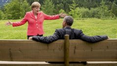 Kancléřka Angela Merkelová s někdejším americkým prezidentem Barackem Obamou během sumitu G7 v červnu 2015