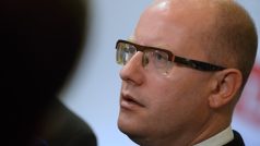 Premiér Sobotka prohlásil, že Praha by se mohla stát centrem finančních institucí pro Evropu, a předeslal, že výsledkem jeho listopadové návštěvy v Pekingu bude další fascikl parafovaných dohod