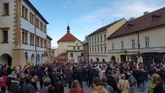 Na Hradčanské náměstí policie demonstranty nepustila