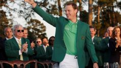 Danny Willett v zeleném saku pro vítěze Masters