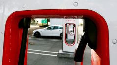 Supercharger, stanice velmi rychlého nabíjení firmy Tesla