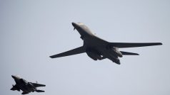 Přes území Korejského poloostrova přeletěly dva americké strategické bombardéry B-1B